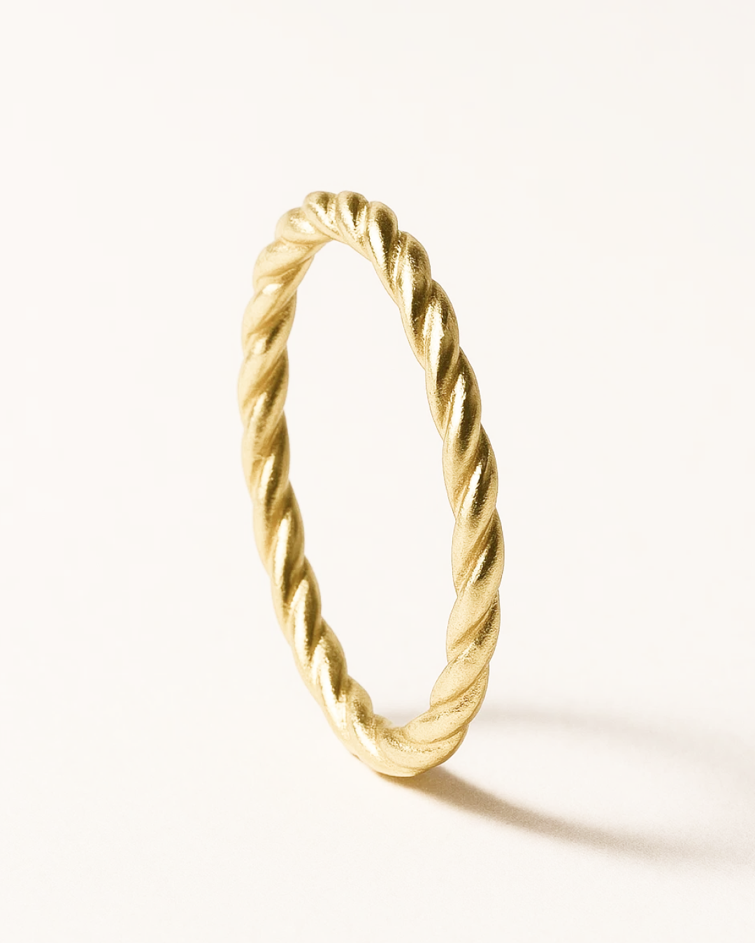 Leandra – Twisted Grace Ring