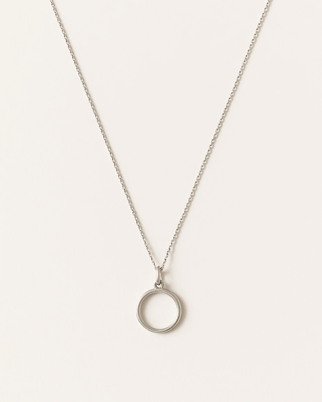 Nicole – Elegant Circle Necklace