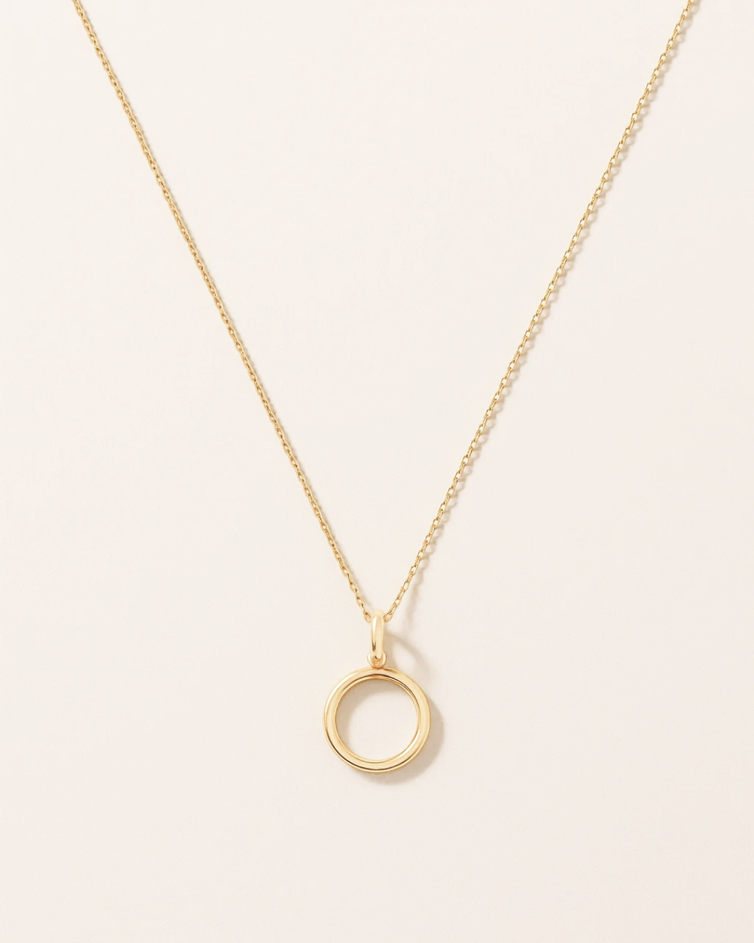 Nicole – Elegant Circle Necklace