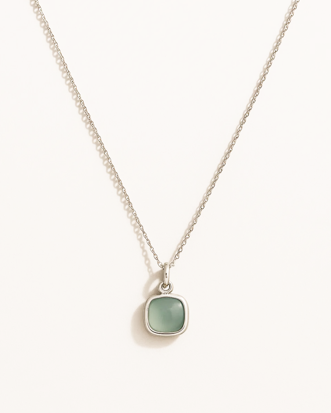 Arianna – Cushion Gem Necklace