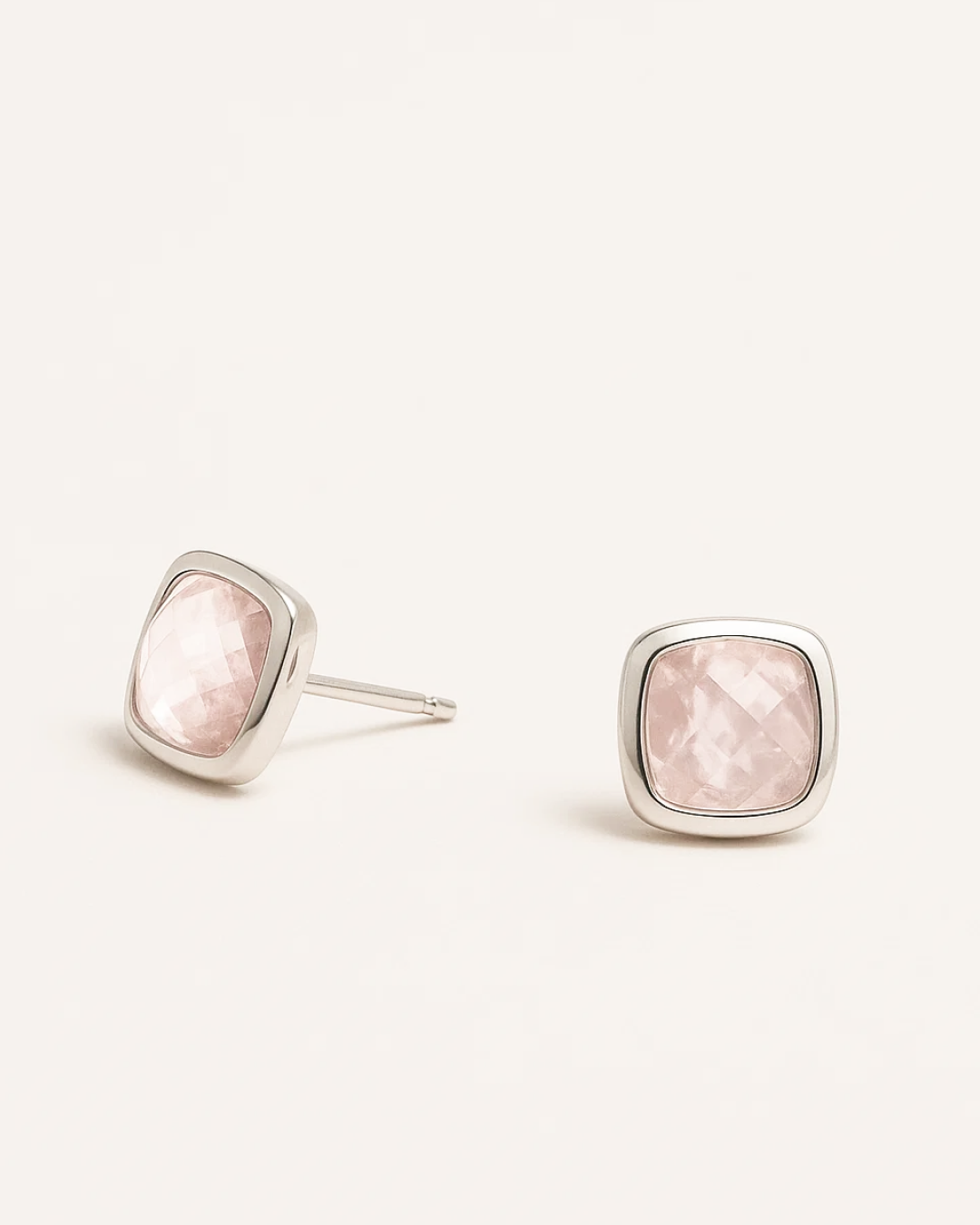 Arianna – Cushion Gem Studs