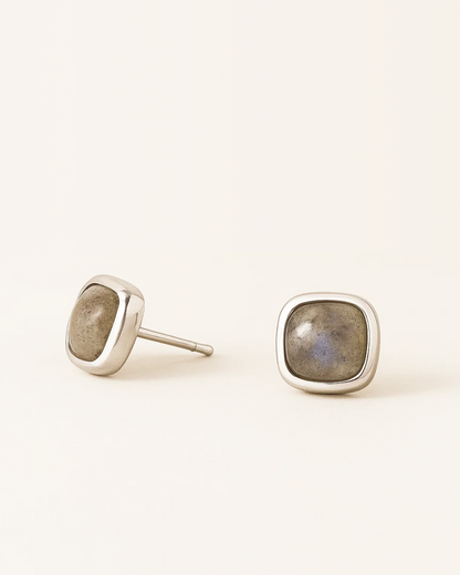 Arianna – Cushion Gem Studs