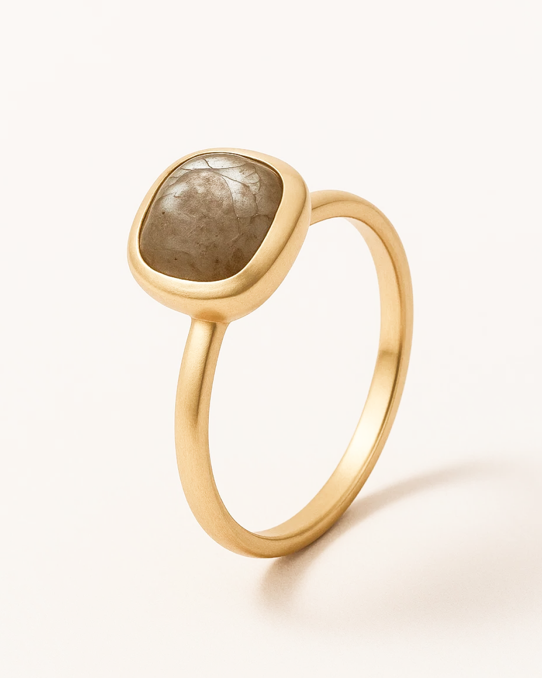 Arianna – Cushion Gem Ring