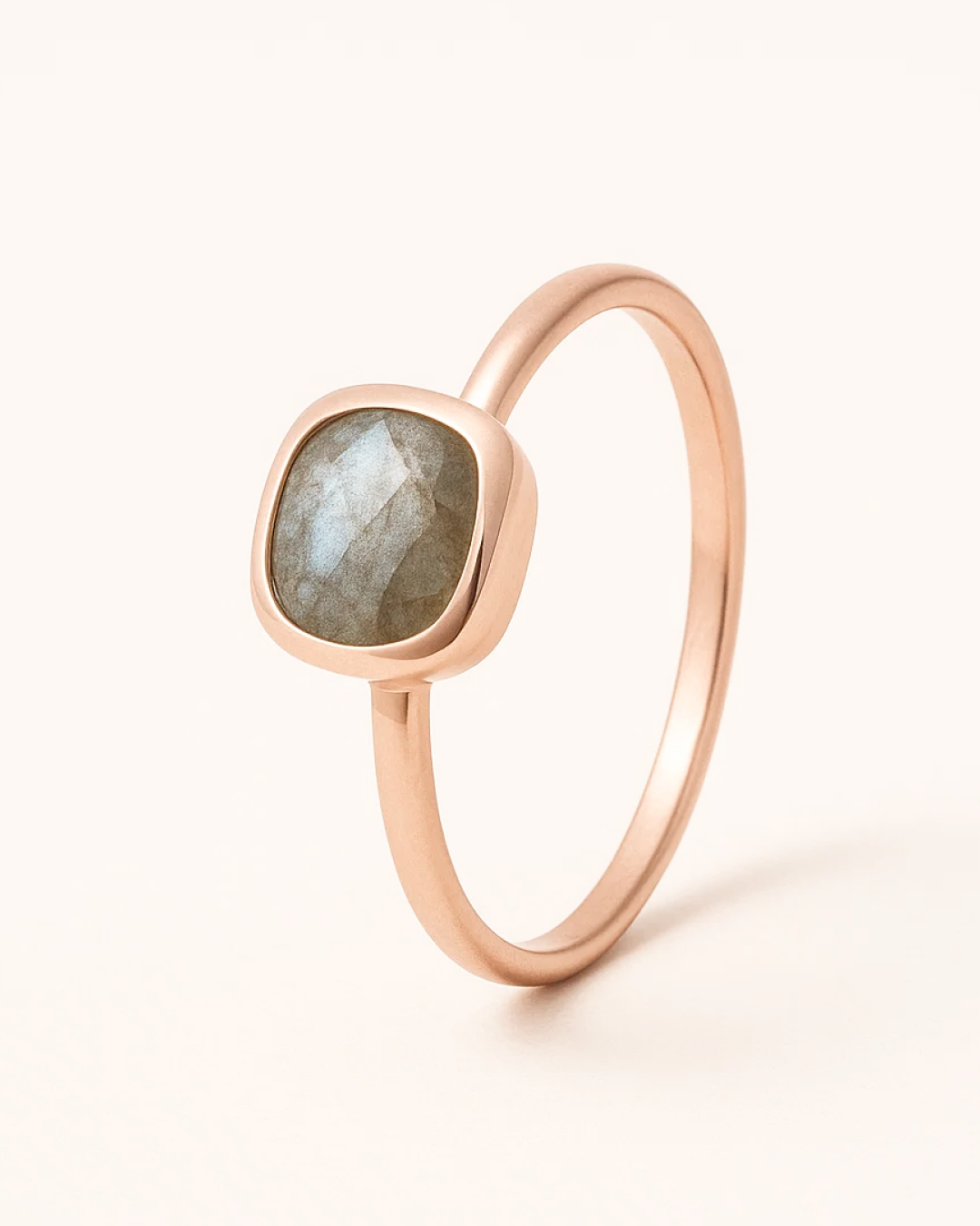Arianna – Cushion Gem Ring