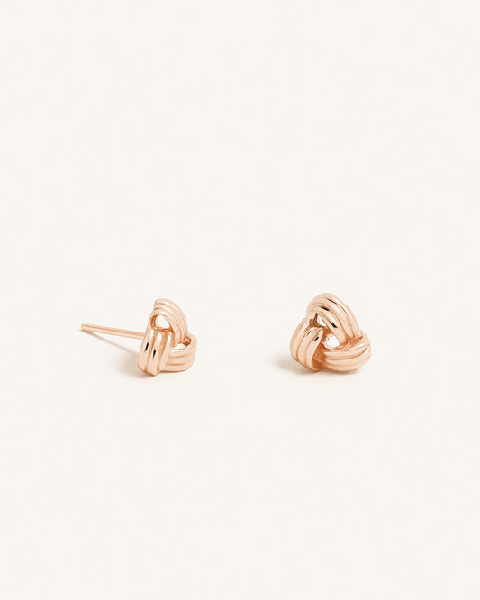 Charlotte – Classic Knot Earrings