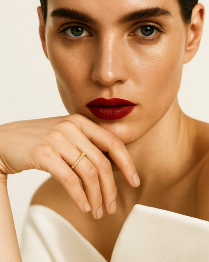 Helena – Modern Classic Ring