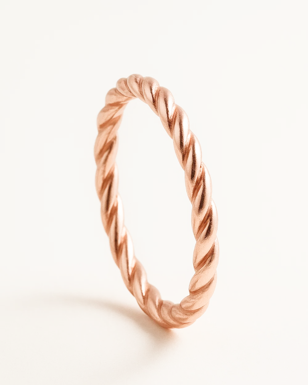 Leandra – Twisted Grace Ring