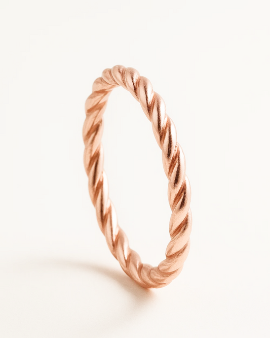 Leandra – Twisted Grace Ring