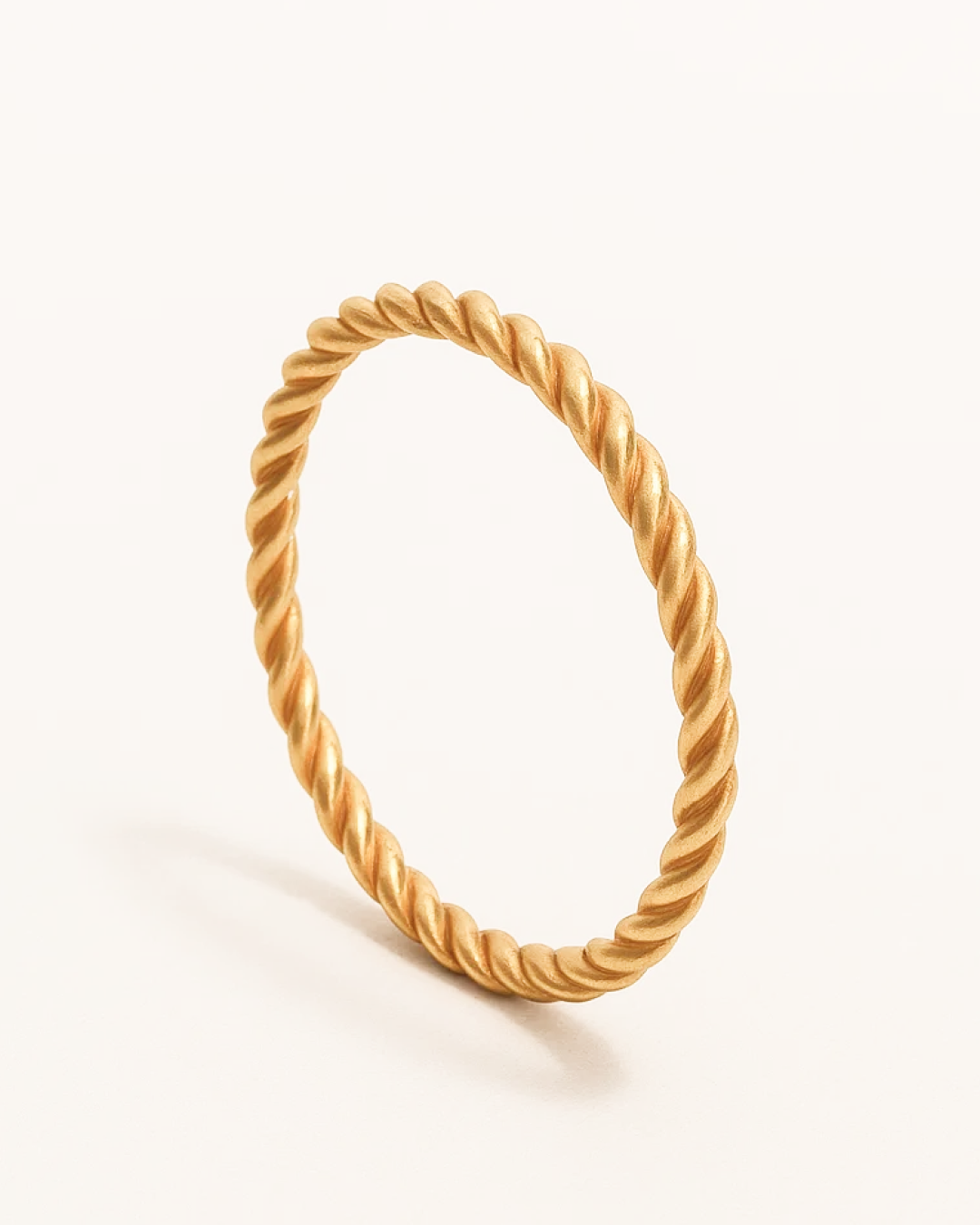 Leni – Delicate Twist Ring