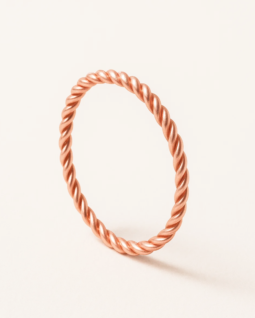 Leni – Delicate Twist Ring
