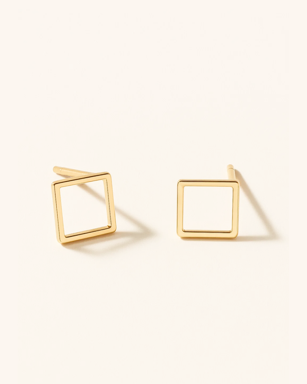 Lotta – Geometric Clarity Earrings
