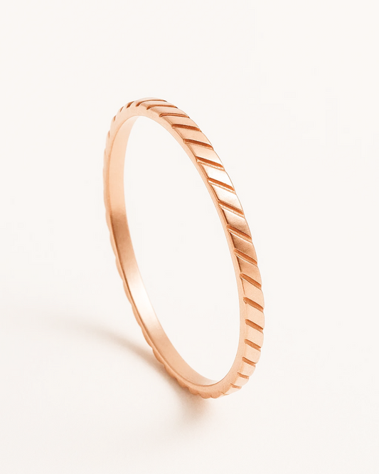 Marina – Textured Grace Ring