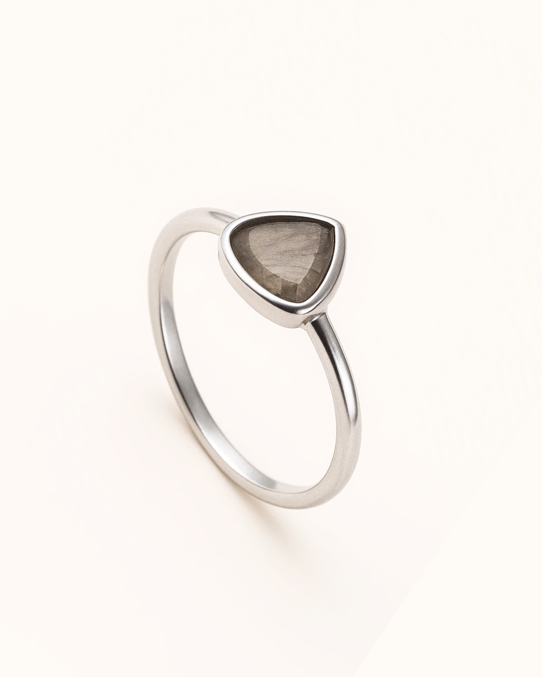 Athena – Triangle Gem Ring
