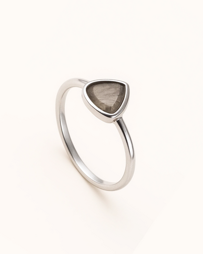 Athena – Triangle Gem Ring