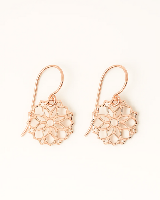 Narcissa – Petal Harmony Earrings