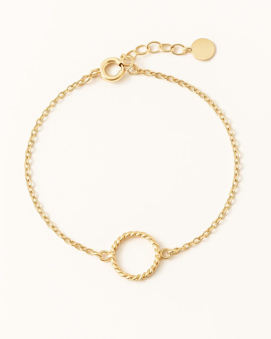 Lucy – Twisted Circle Bracelet