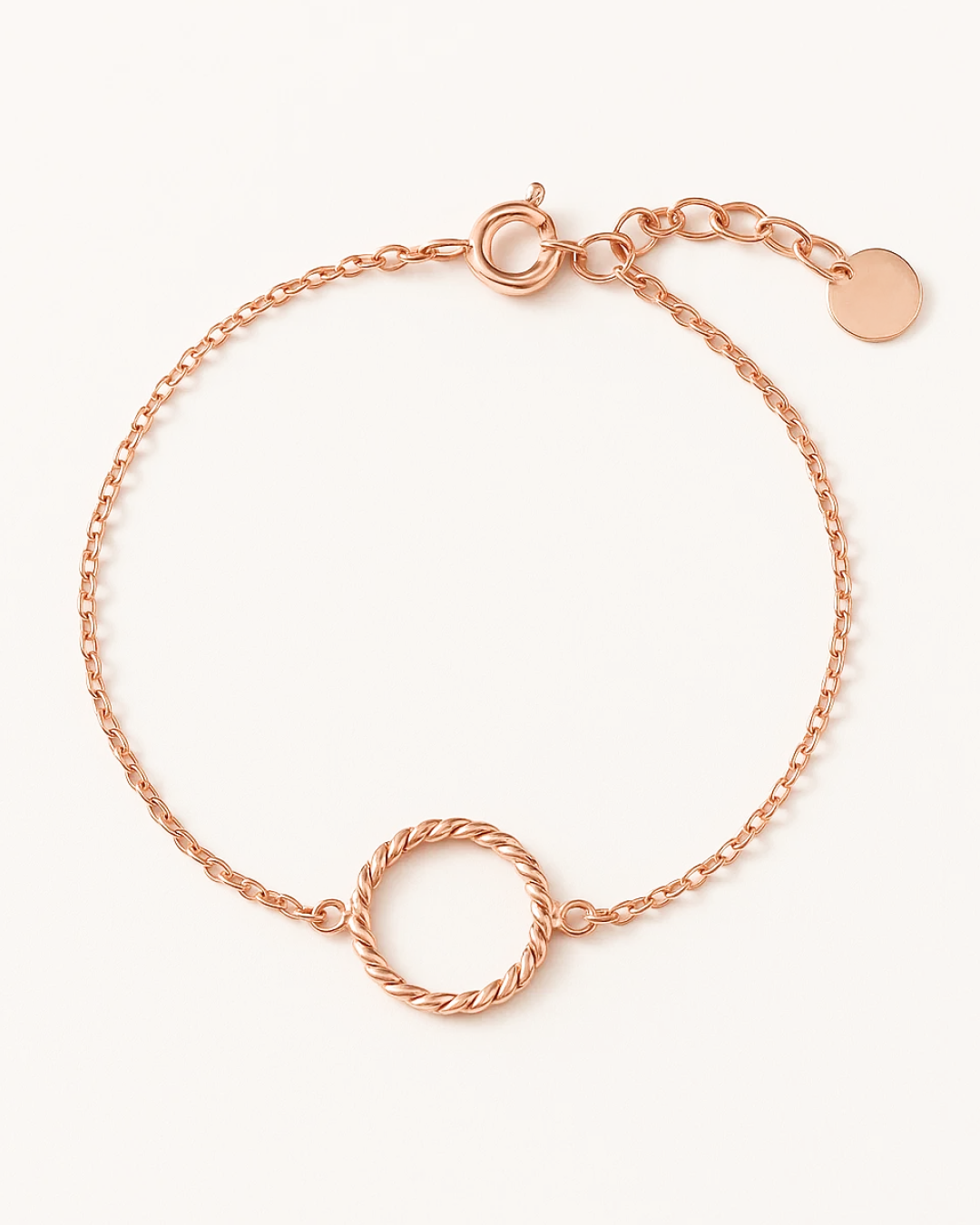 Lucy – Twisted Circle Bracelet
