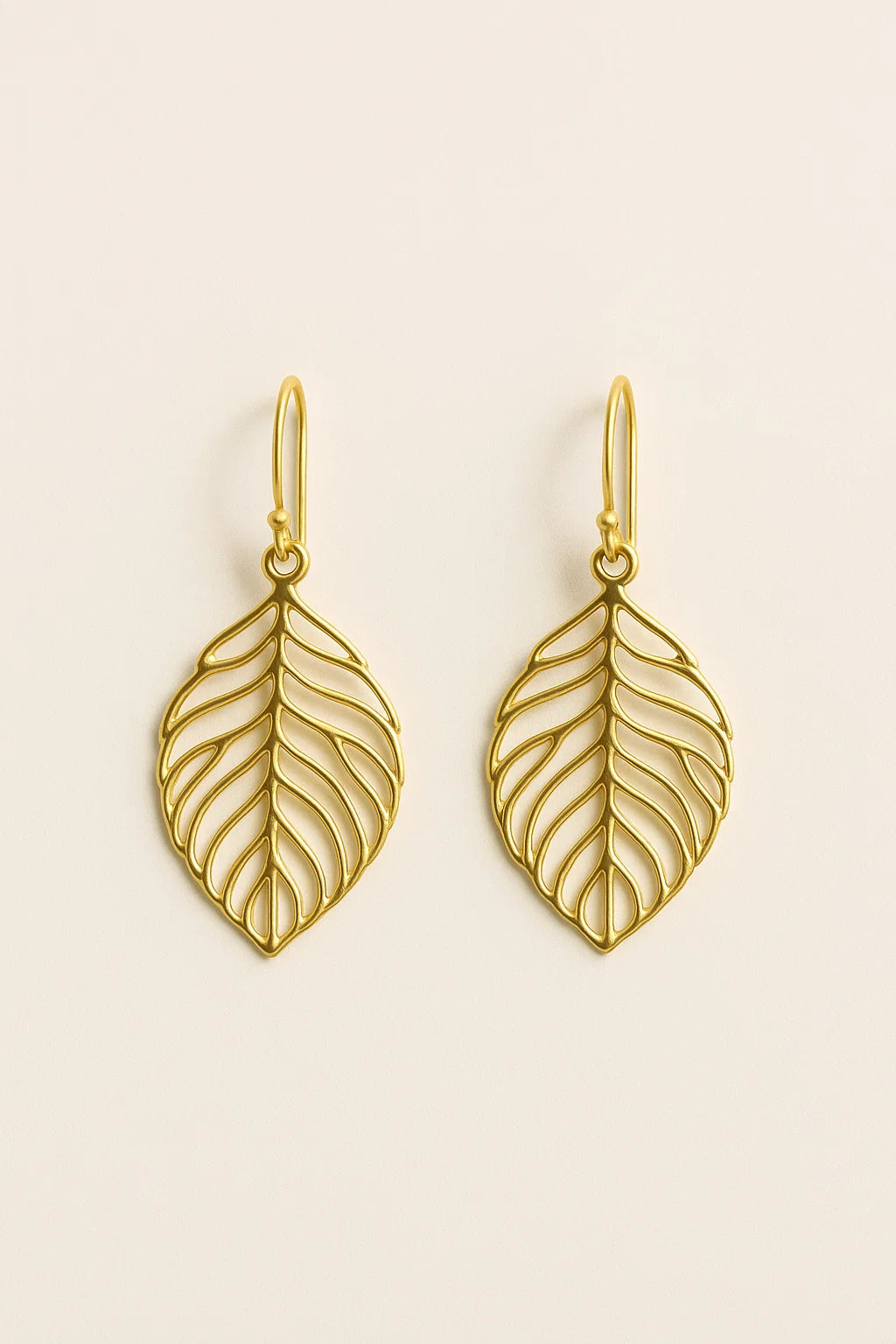 Astrid – Leaf Dangle Earrings