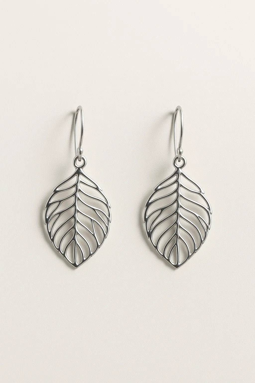 Astrid – Leaf Dangle Earrings